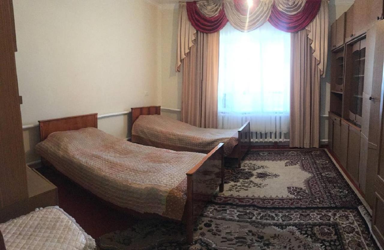 Welcome Guest House Tokmok Exterior photo